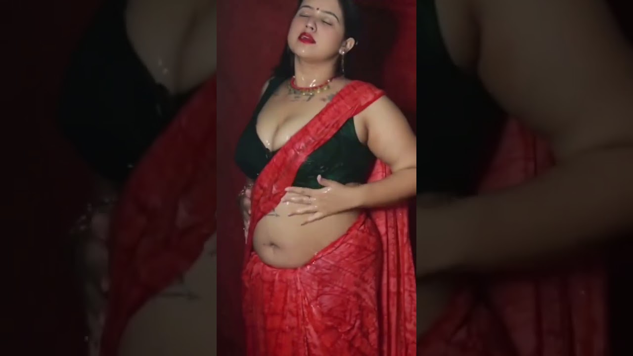 hot bhabhi open bathing vlog video Bengali boudi bathroom San video sexy bhabhi dress change video