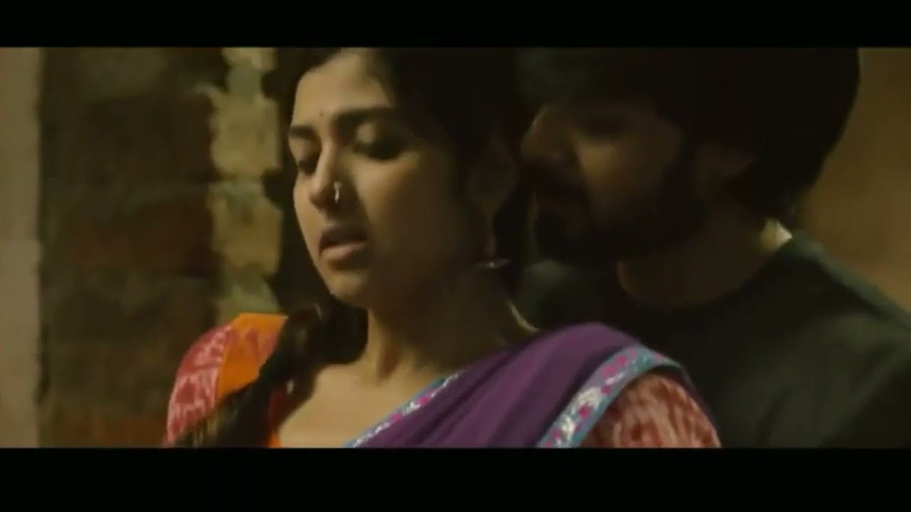 hot love kiss in saree, love kiss whatsapp short video status in saree, hot saree vedio