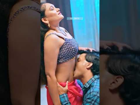 Hot Navel kissing 💦💦👅#navel #nabhi #viralvideo #viralshorts #viralreels #edit #viralshort #saree
