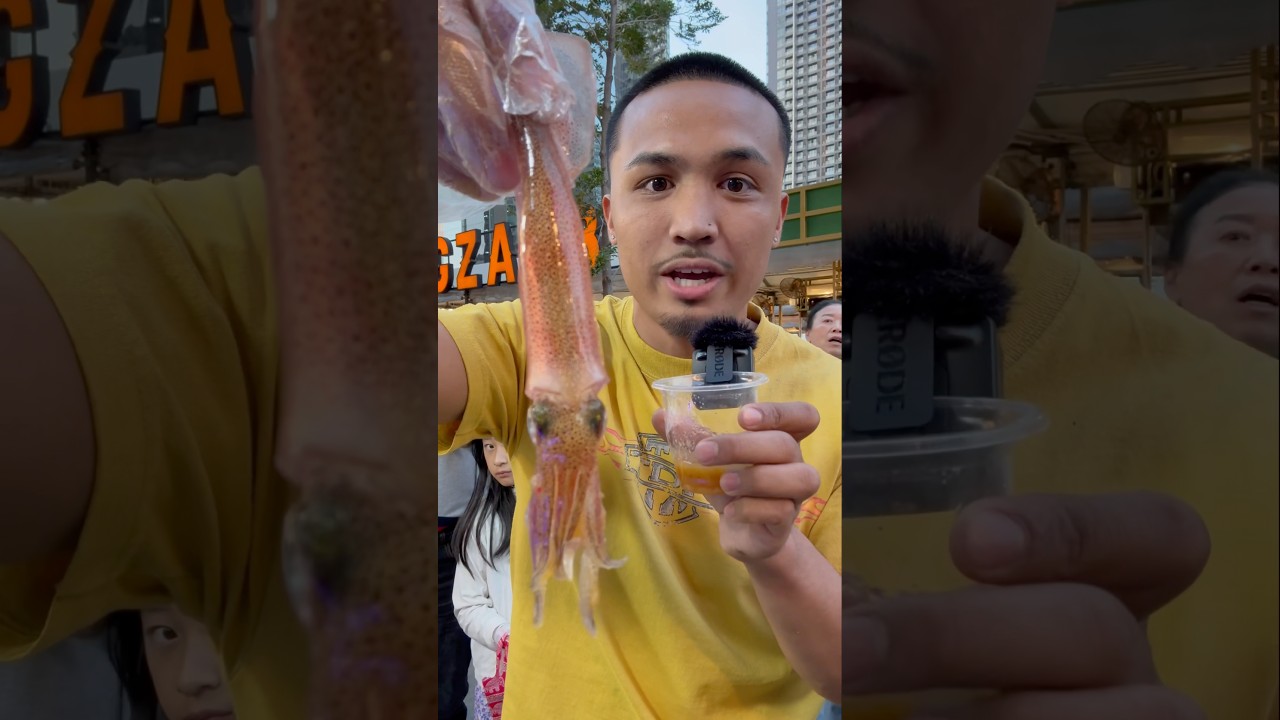 I Ate A LIVE SQUID😳 #shorts