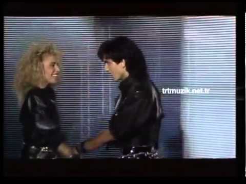 Çiğdem Tunç  - Madonna   - Holiday :)