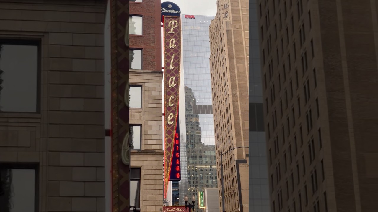#ilovechicago #ilovetinatuner #tinabroadway #thetinaturnermusical  #cadillacpalacetheatre #chicago