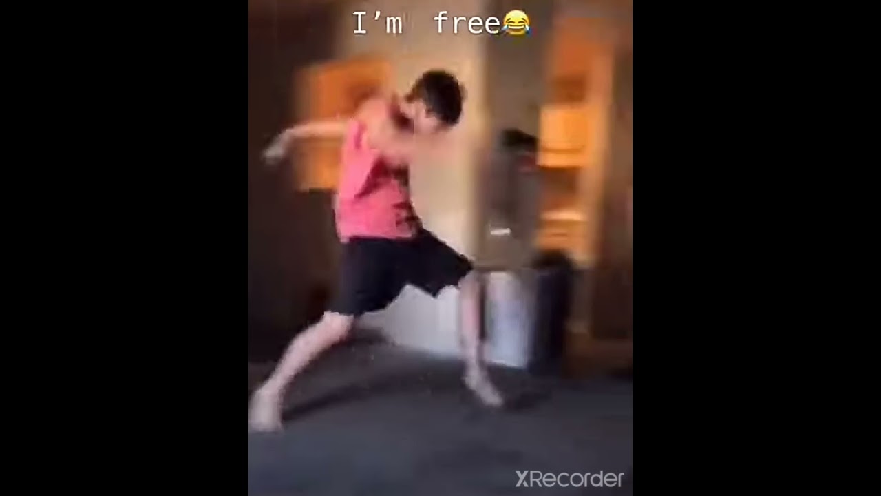 I'm free😂