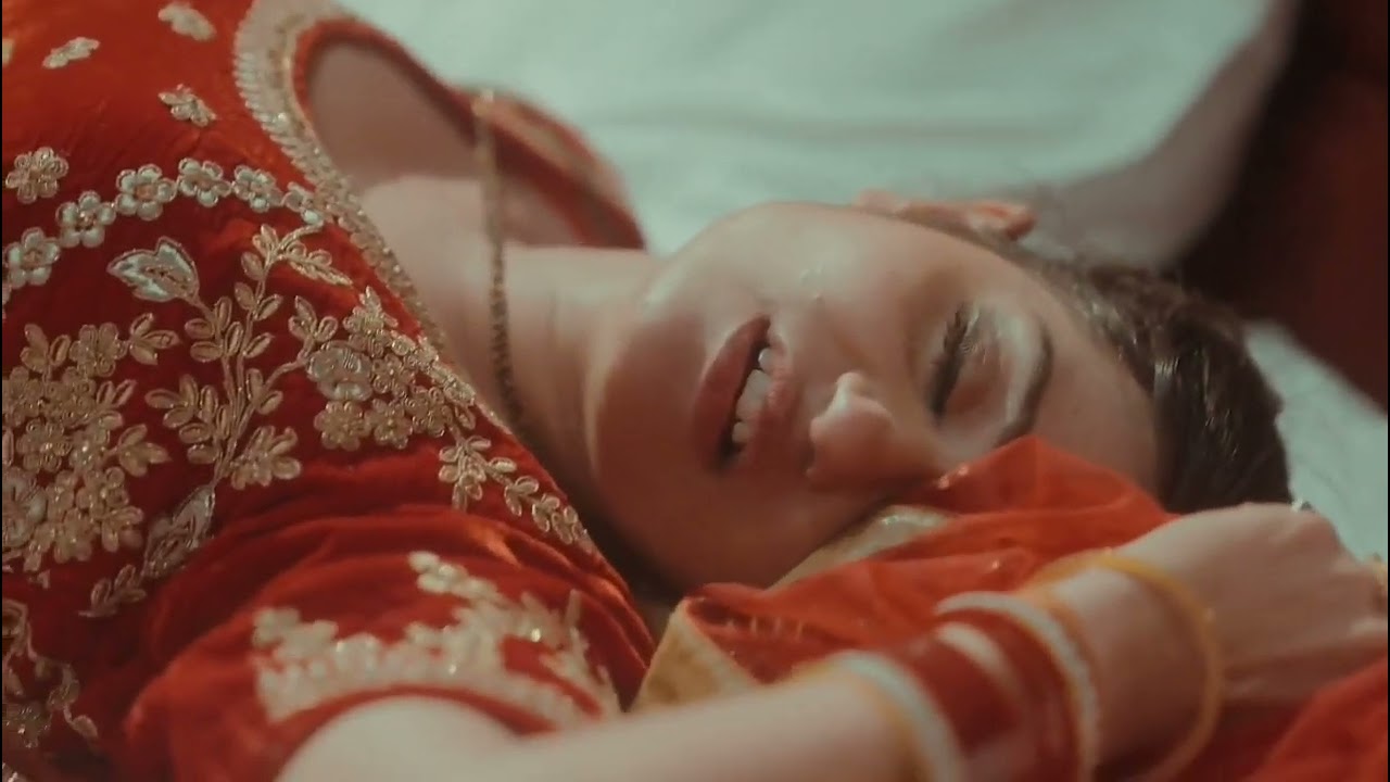 Indian Bhabhi Homemade Romance ! Desi Bhabhi ! Couple Suhagrat ! Hindi Hotshots Webseries Seal