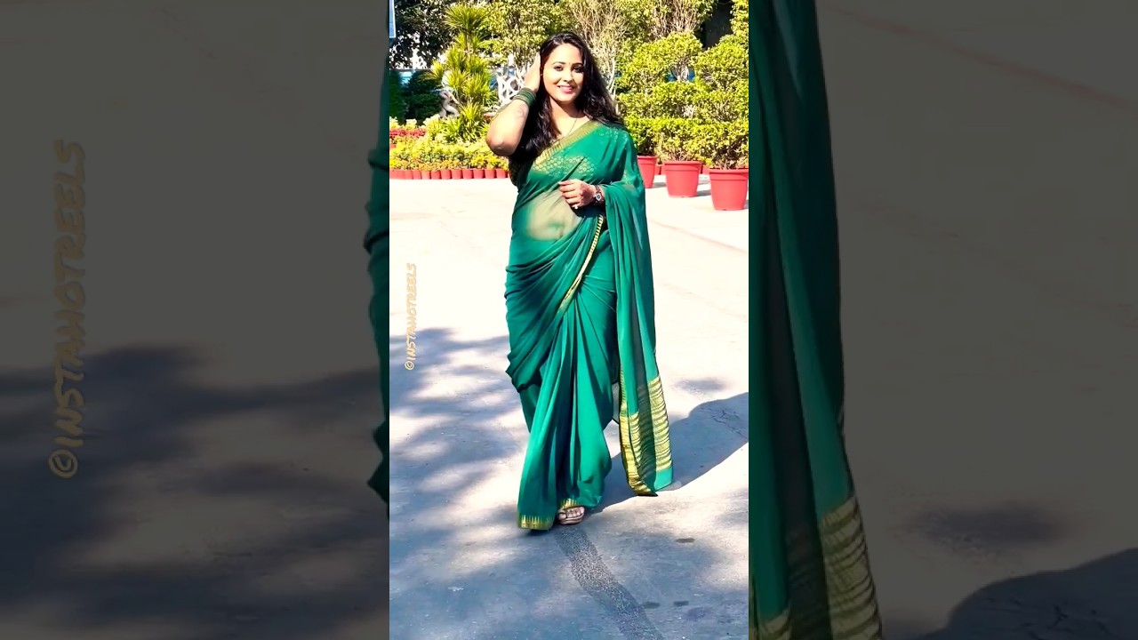 Indian hot aunty looking fabulous in green saree #shorts #saree #viral #reels #trending #sareereels