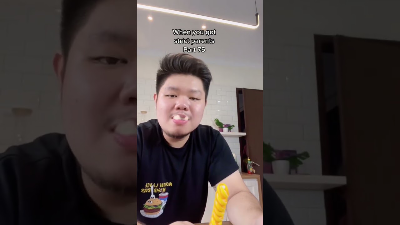 Ini permen ajaib, yang mau ke instagram aku aja ( elwanels )