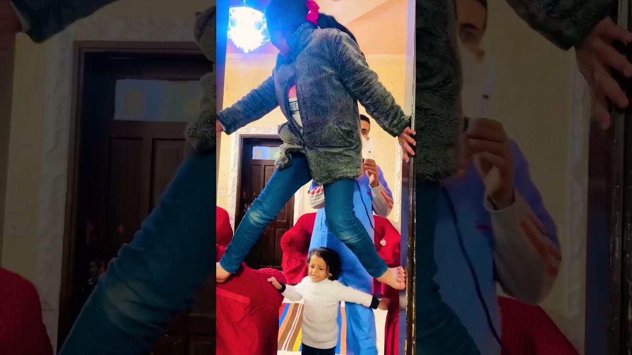 injection video baby crying on hip doctor baby Injection 😂😂💉💉😂😂