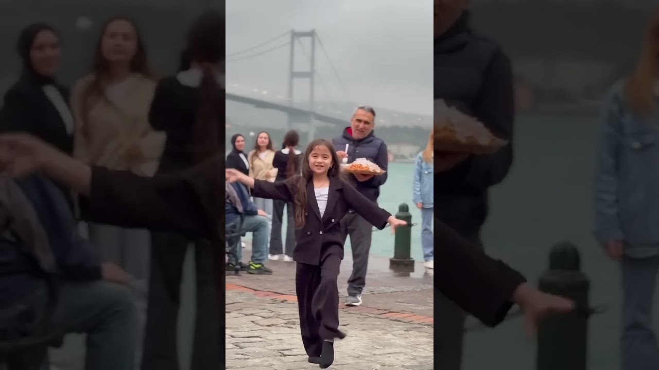 Şirin Qiz Burda😍🇹🇷Vefali Reqsi @NicatAzadli