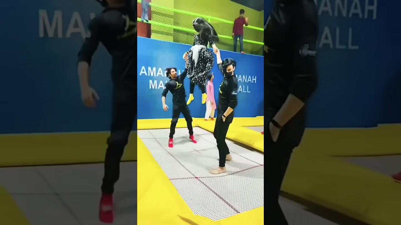 Ishq mein Dilbar de dena de dena bhai de