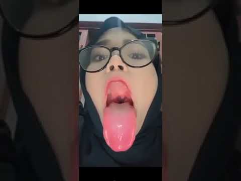 Jangan tonton, dera anjela ♥️ main lidah main ludah. Jilbab lidah
