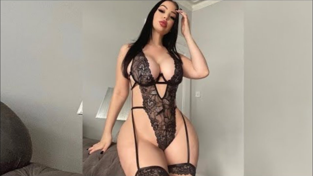 Jania Meshell..Biography,Plus Size Model 2023, Curvy Instagram Stars | Fashion Celebrity Wiki