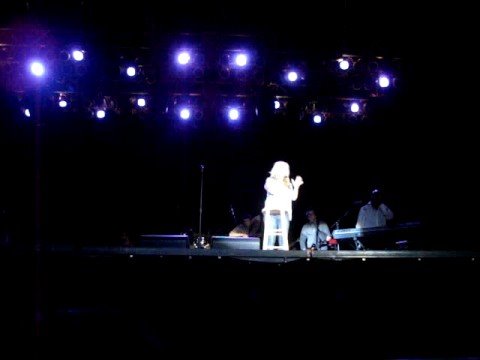 Jessica Simpson Talks about Tony Romo and her Farting
