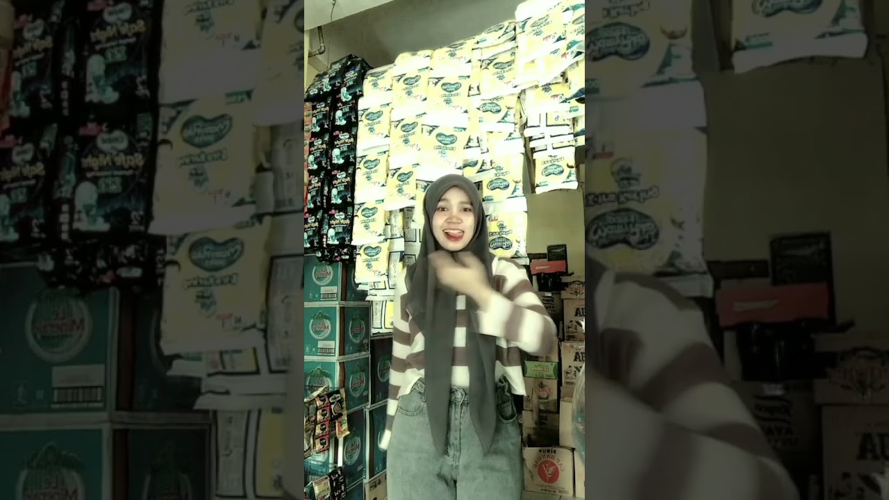 jilbab cantik #shortvideo #jilbab #bigolive #masukberanda #viral #dancetrend