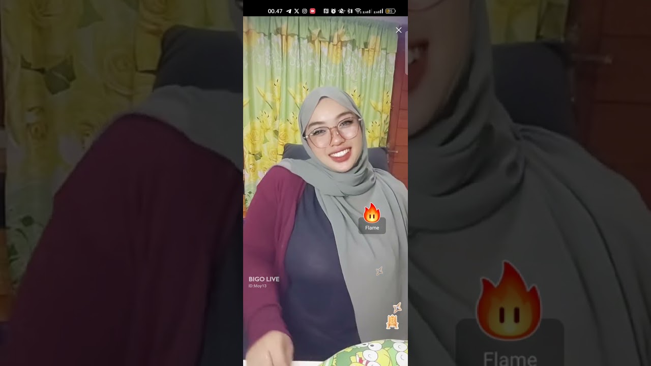 Jilbab kacamata