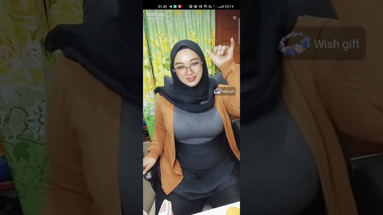 Jilbab munaroh
