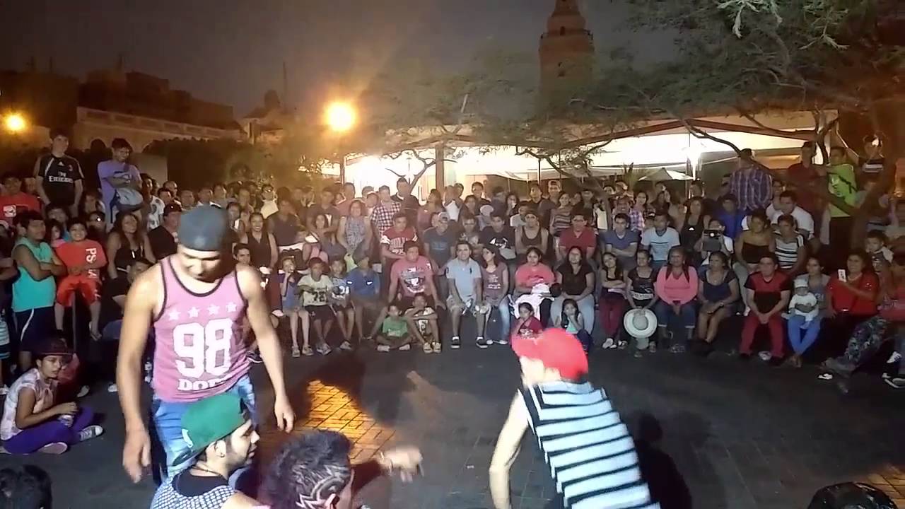 jim suero y care chanchito jr ♚ con su baile libre soy.. !!♚ Comicos Ambulantes 2016 Video En HD