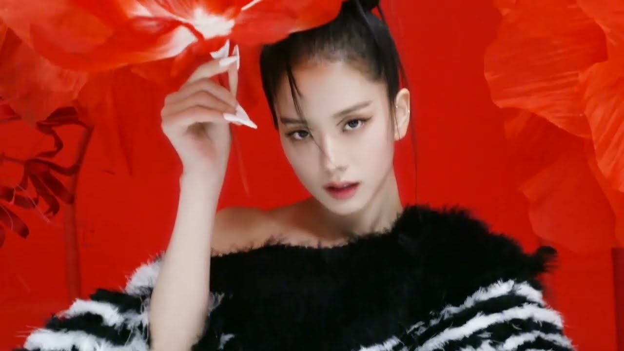 JISOO - VISUAL FILM #1