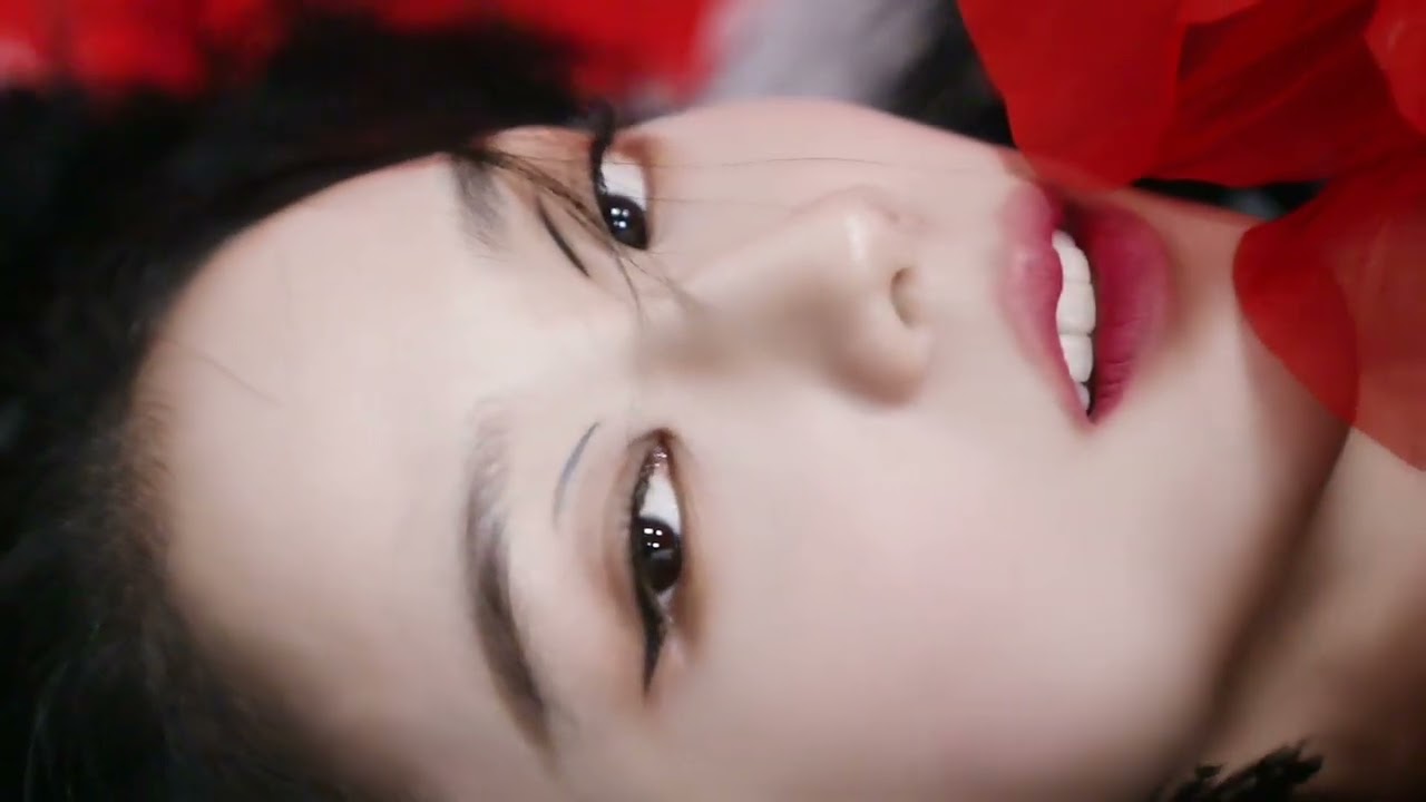 JISOO-VISUAL FILM#1💗❤