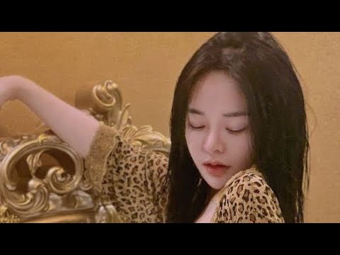 JULIA BIGO LIVE AYU DEA HOT KELIATA...