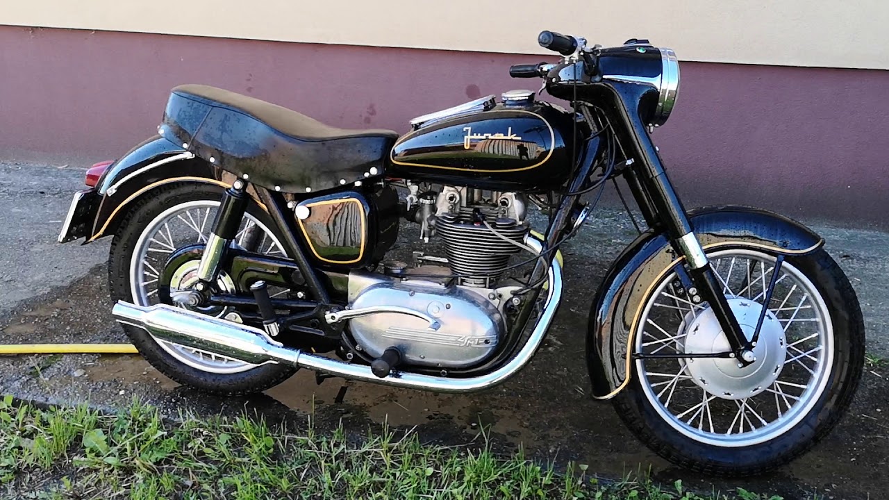 Junak m10