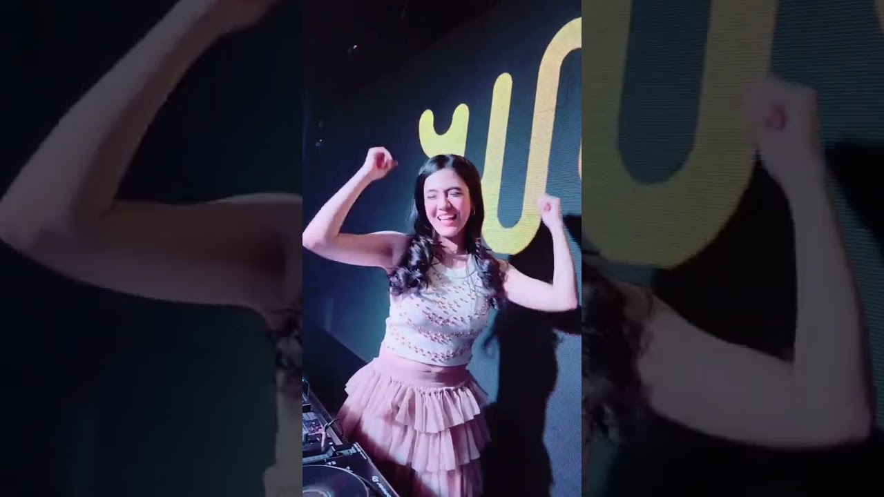 kamu cantik sekali 🥰🥰 @Dj.Una cakep manis manjahh #djunatermeong #djuna