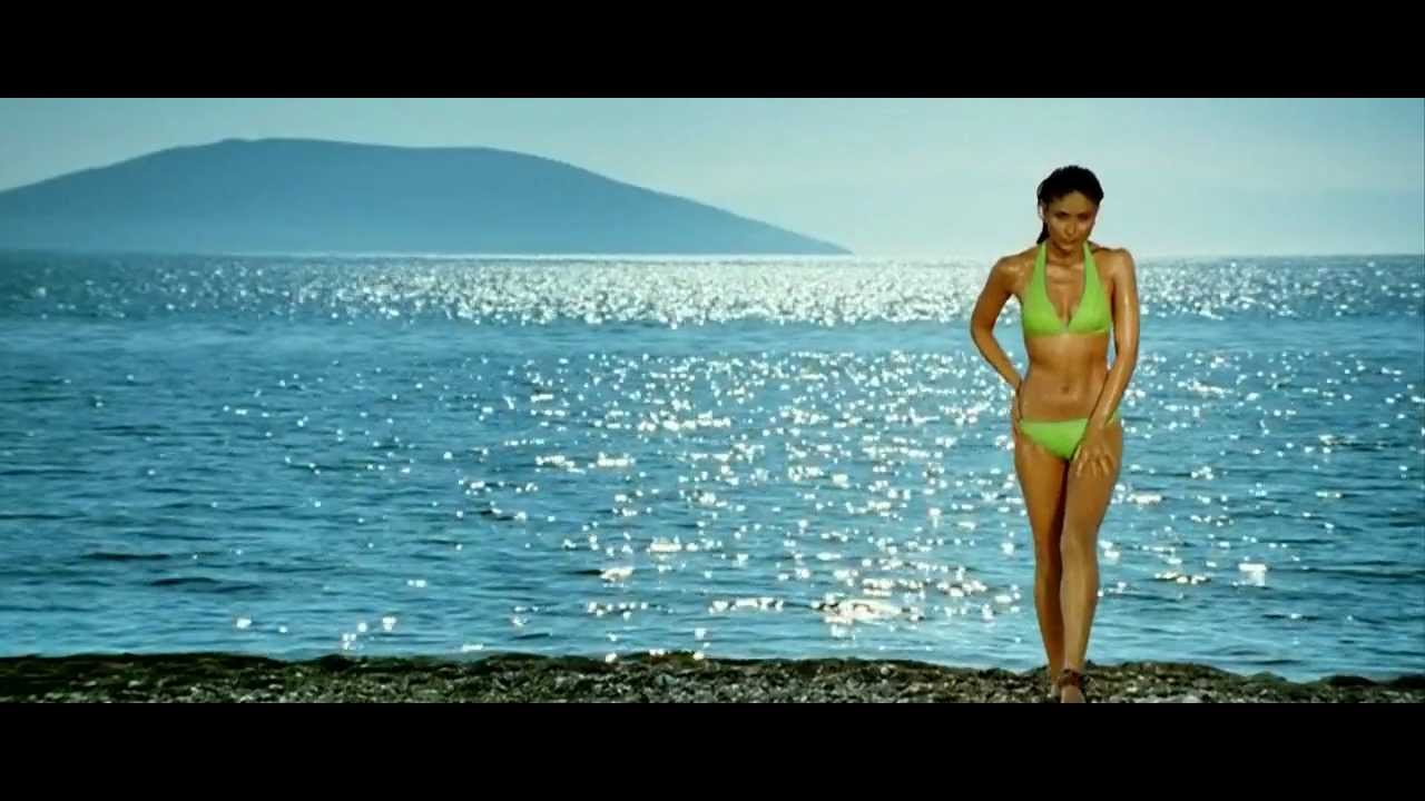kareena kapoor in bikini [720p - HD] - Tashan