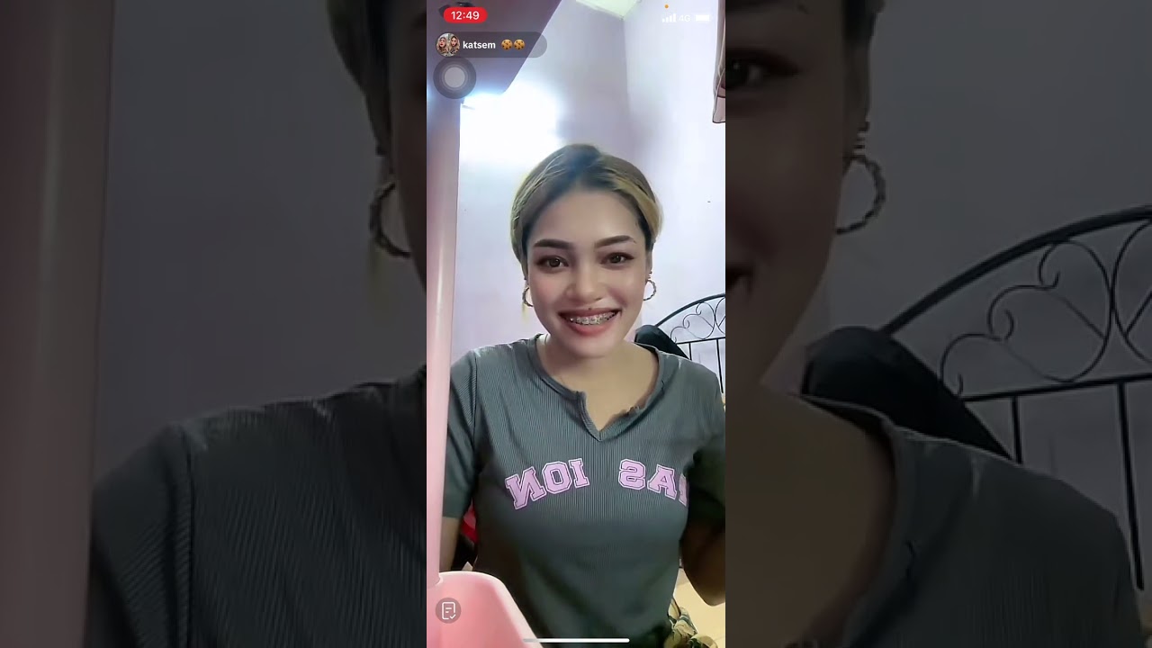 Katsem pakai makeup