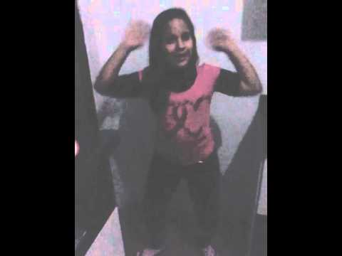 Kauany dançando ora bolas