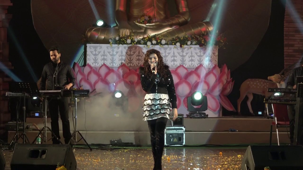 Kaun Tujhe - live concert || Palak Muchhal || Buddh Mahotasava ||