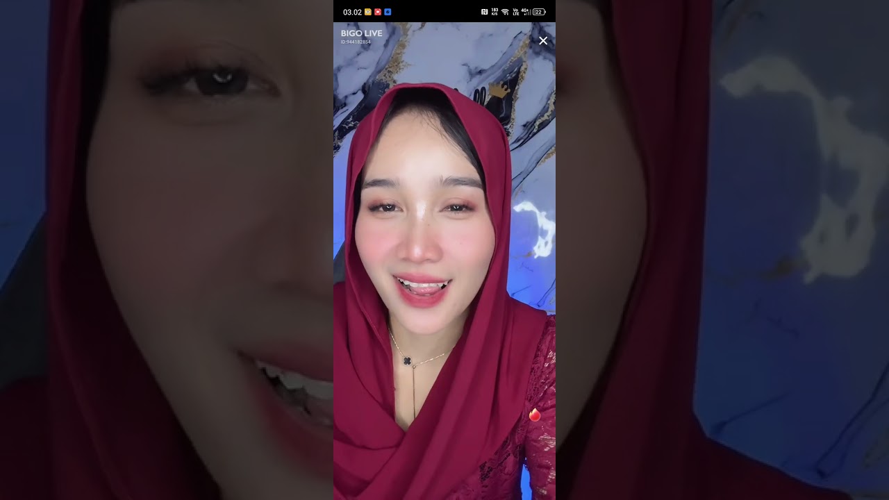 Kebaya merah live jilbab hot part 2