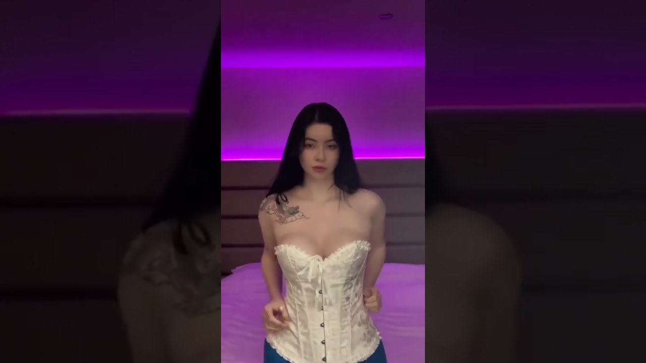 #keşfet #shorts #sondakika #haber #dansöz #mankenlik #amazing #kızlar #sexy #hot #amazon