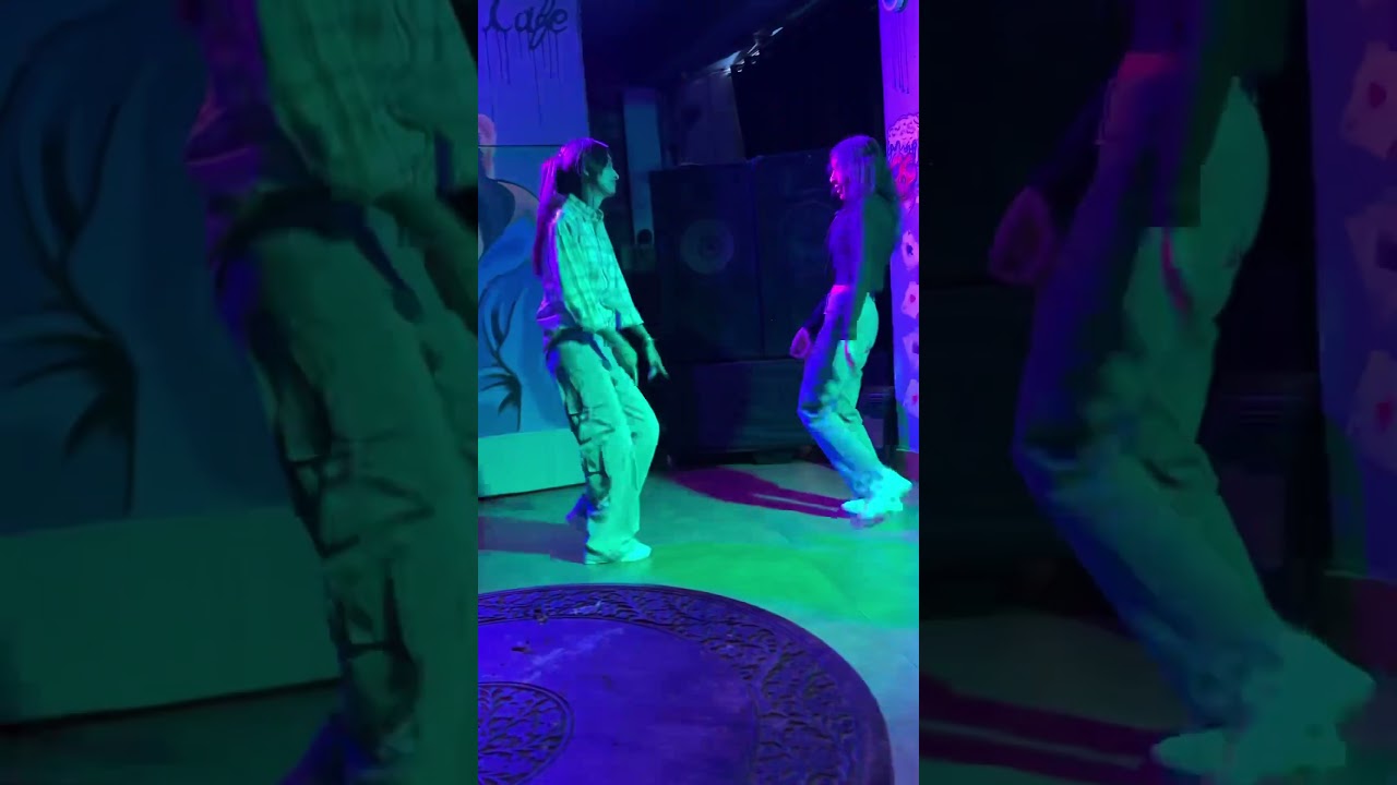 Kehnda Kurti teri te Manu 🤭latkan patde#newshorts #viralvideo #viralshorts #punjabisong #videos