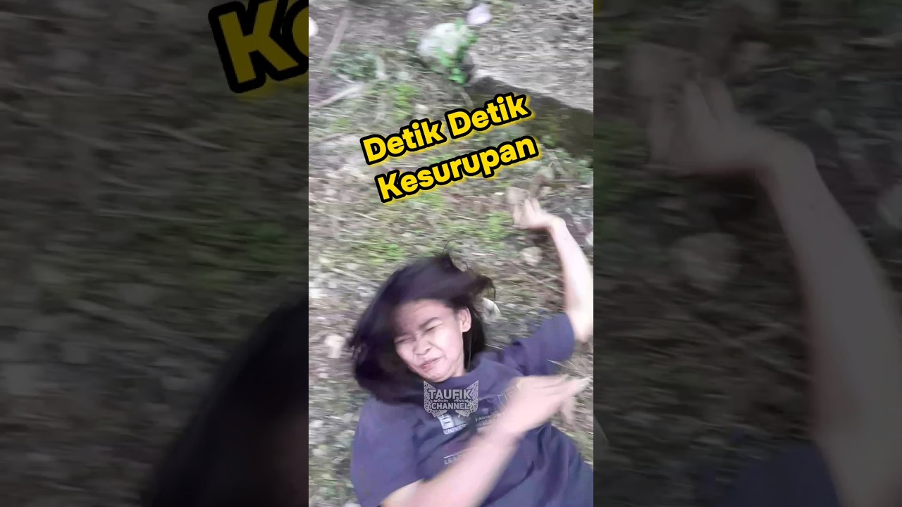 Kejadian ini Langsung Viral !!! Penonton Cewek Kesurupan #cewekcantik #kesurupan #shorts