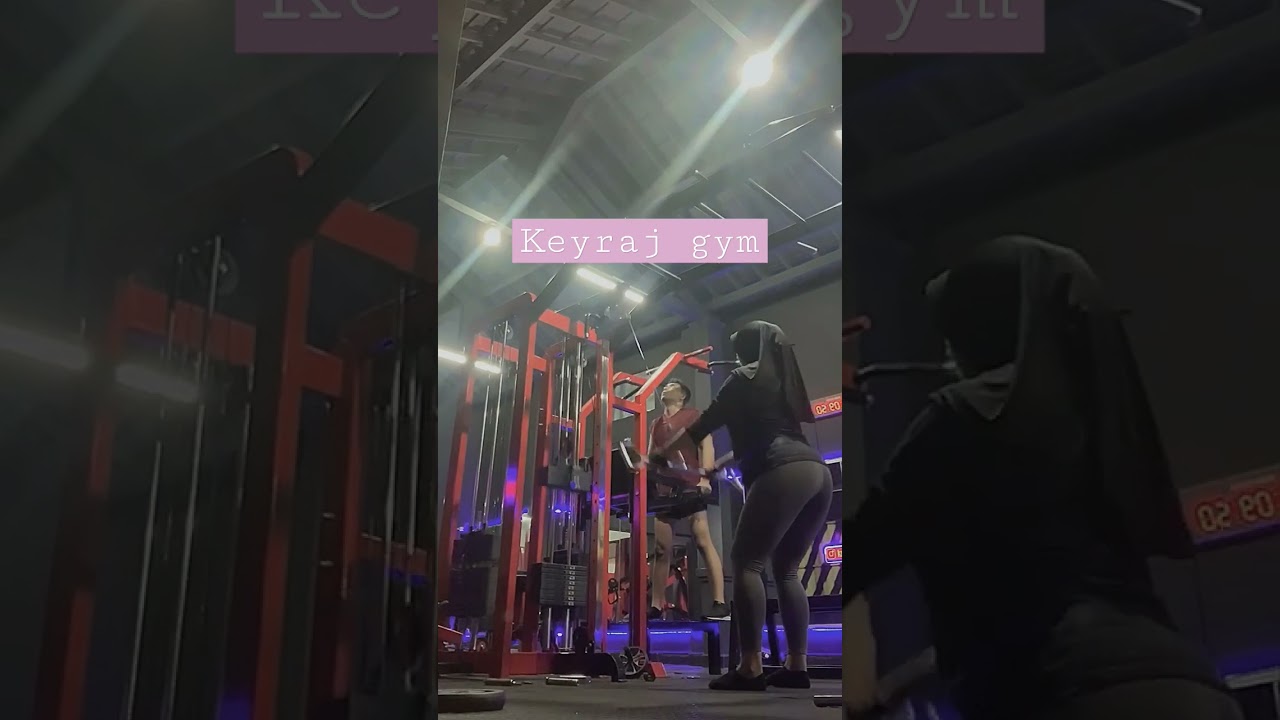 keyraj lagi gym #tiktok #tongue #jilbab