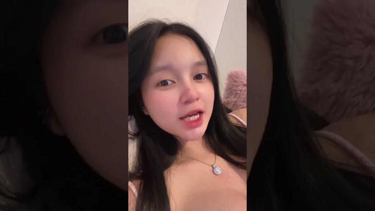 Kienzy Mylien Instagram Live Rebahan