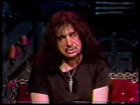 KISS - Gene Simmons on MTV News - 06/22/94