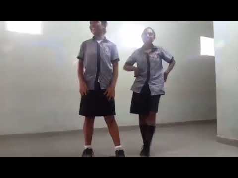 Koiari Park Students Twerking