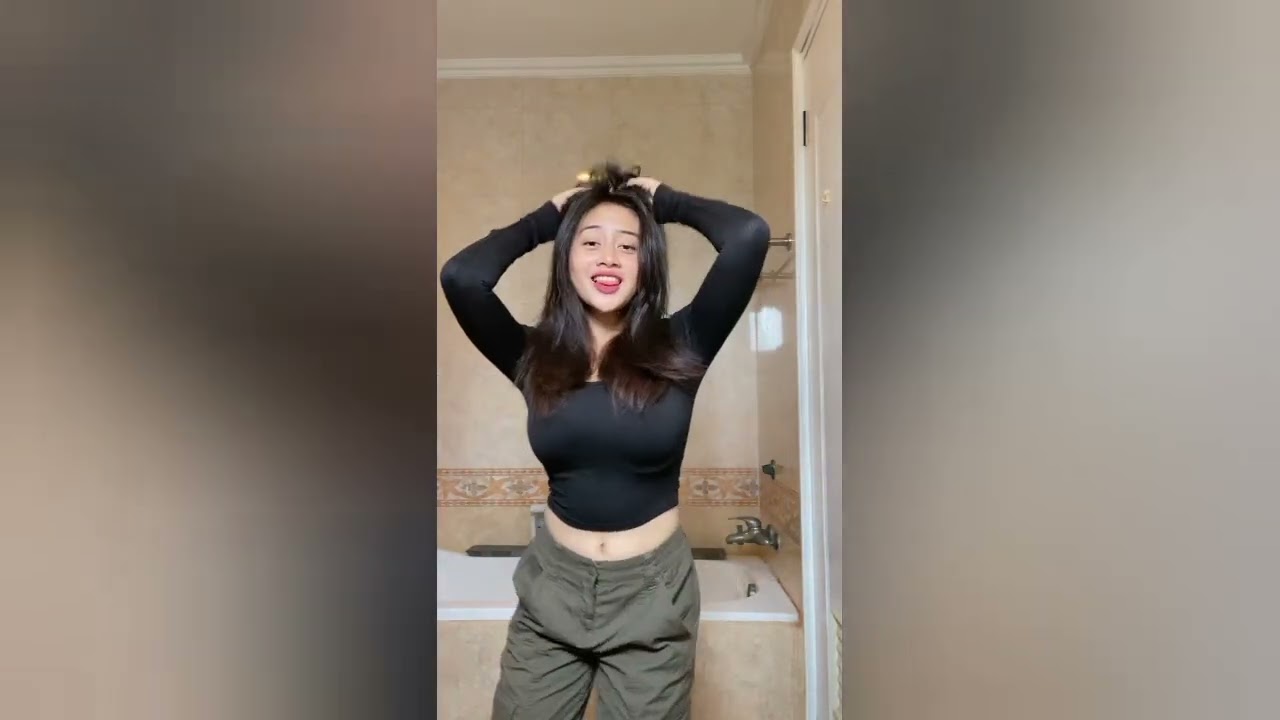 KOMPILASI VIDEO TIKTOK KARA