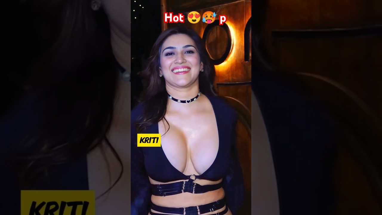 kriti sanon hot nipple slip viral shorts video 🔥🥵 hot bi