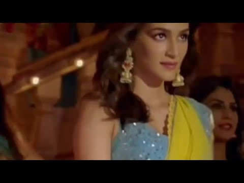 kriti sanon main Deewana tera song, dance videos 😍||kriti sanon hot dance 💕