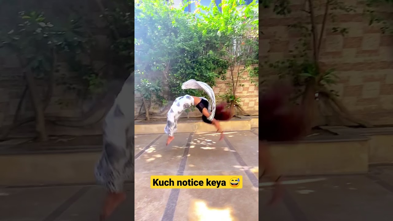 kuch notice keya ? 😅 bhabhi | insta hot bhabhi | instagram viral reels | insta hot girls #shorts