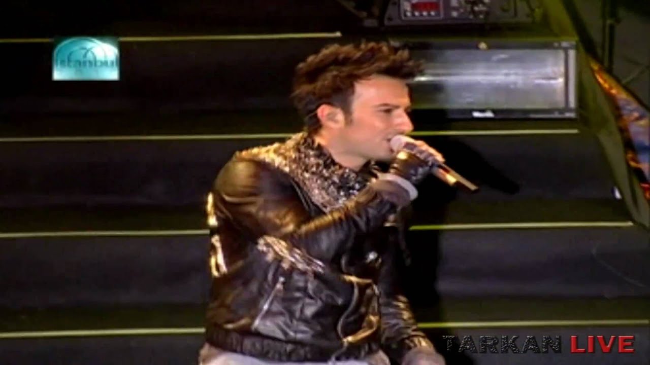 Kuzu Kuzu (Tarkan)  Taksim Square Concert