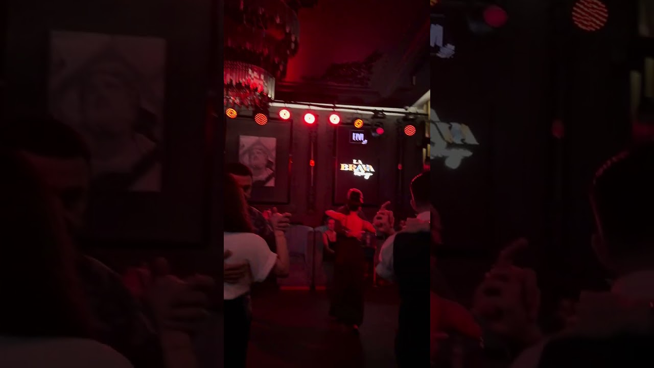 La Brava Milonga @ Elvi Lounge (Saturday) floor & decor - Dubai, UAE