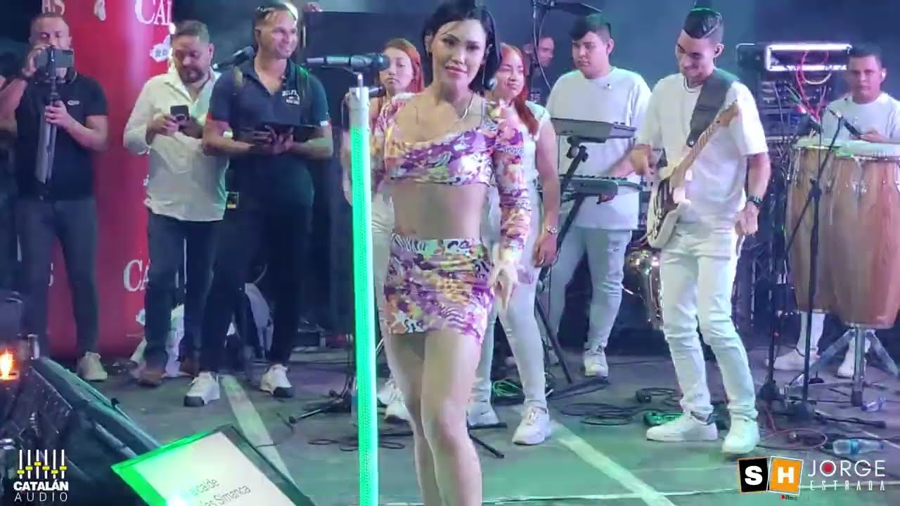 La cachera - Ana Del Castillo (El pase del Nokia)