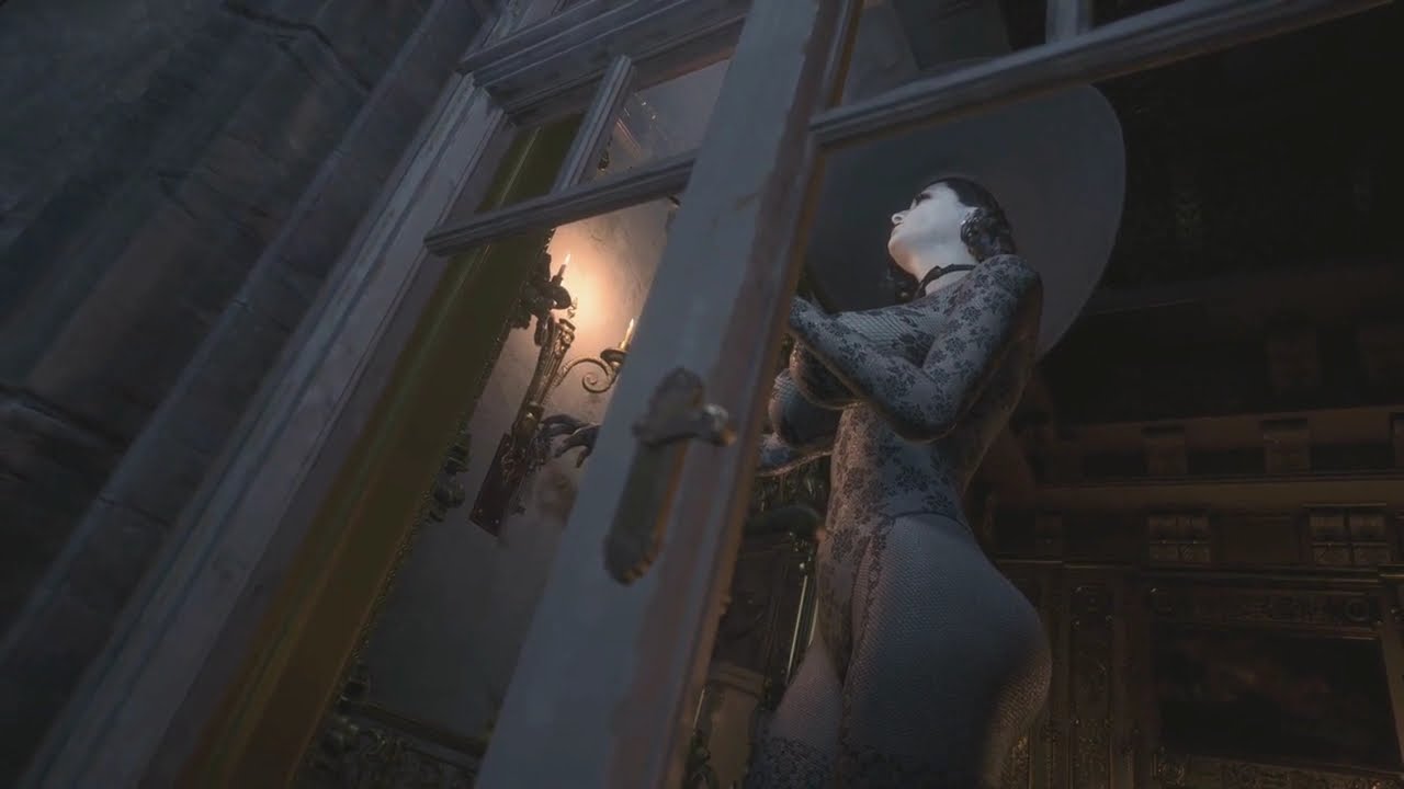 Lady Dimitrescu's stomach growling