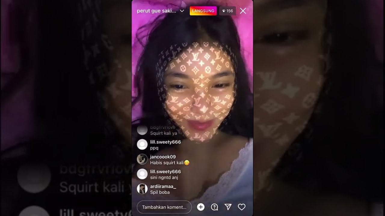 Laras bali @larascanmakeucum live ig barbar hot!!!