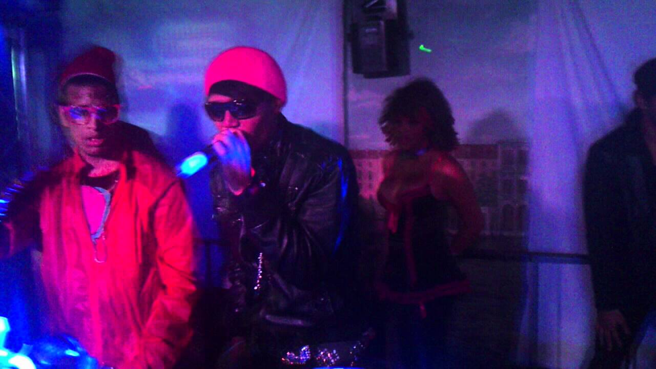 LaSupremacia Musical-Vzla (GUERRA DE CANTANTES - CHAPIS)