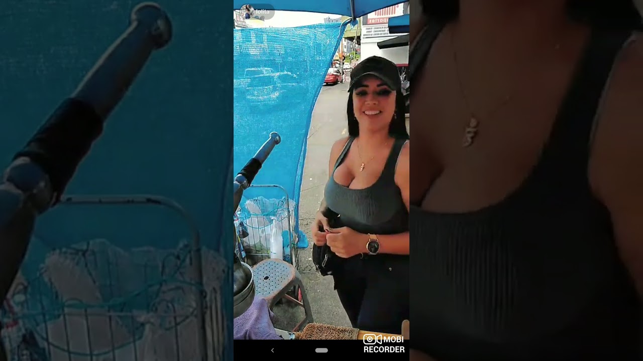 Latina Worker (2023-06-16)