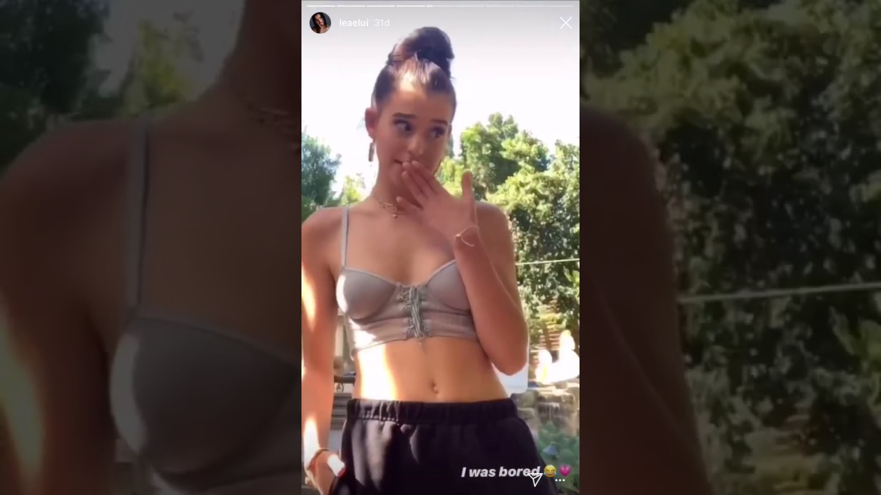 LEA ELUİ NİPPLE 🔞 HOT DANCE