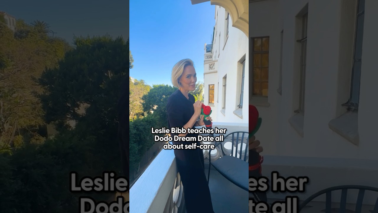 Leslie Bibb Goes On A Dodo Dream Date | The Dodo